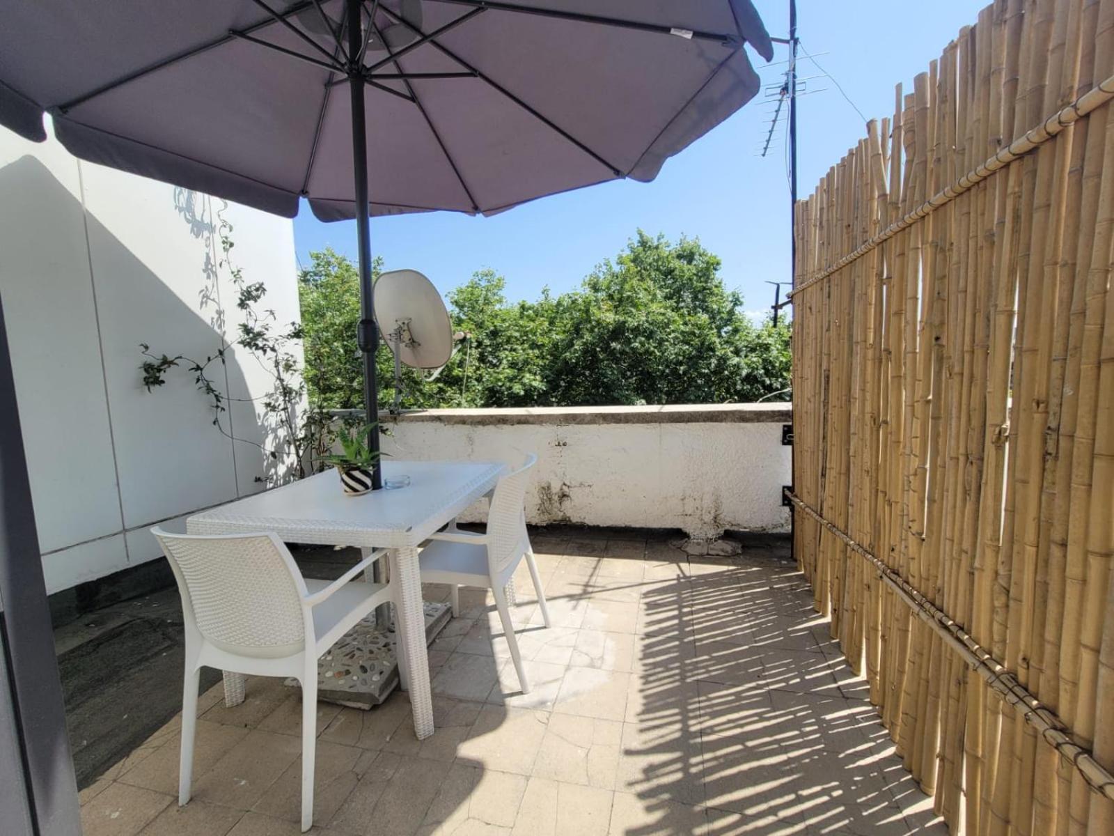 An Apartment With Fireplace Тирана Екстериор снимка